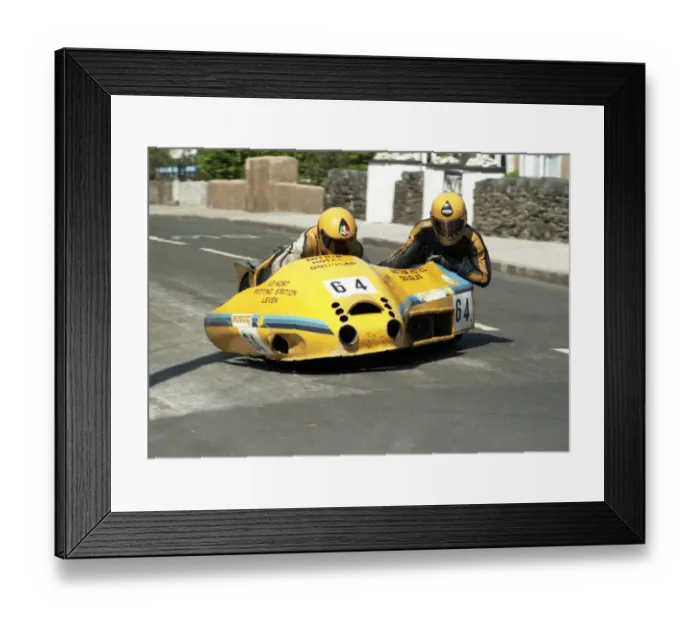 Framed Print : Alistair Lewis & Bill Annandale (Suzuki) 1985 Sidecar TT Framed Print : Alistair Lewis & Bill Annandale (Suzuki) 1985 Sidecar TT