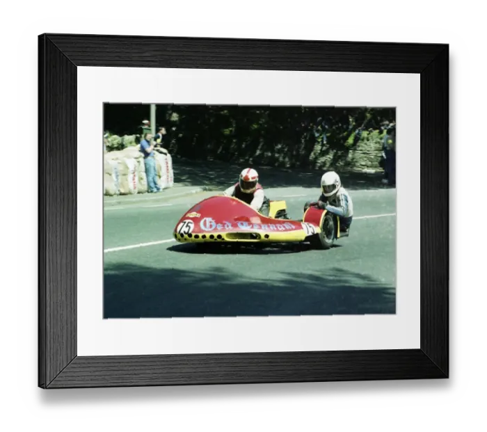 Framed Print : Jed Tennant & Craig Reddington (Rumble Barton) 1982 Sidecar TT Framed Print : Jed Tennant & Craig Reddington (Rumble Barton) 1982 Sidecar TT