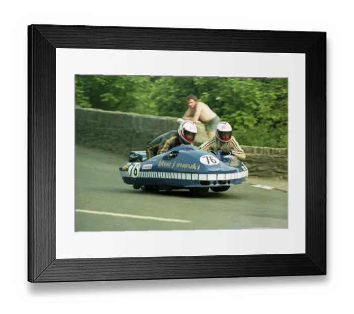 Framed Print : John Mulcahy & Robert Averill (Blue J Suzuki) 1982 Sidecar TT