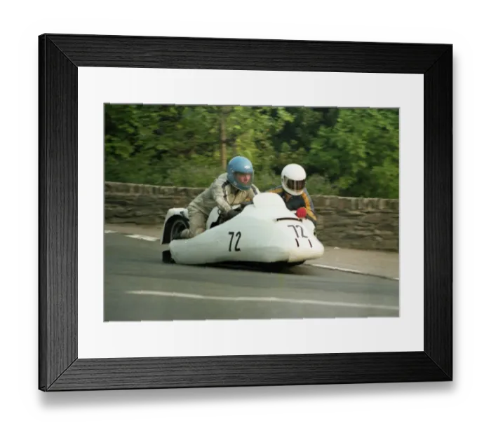 Framed Print : Robert Smith & Donald Kay (Kawasaki) 1982 Sidecar TT Framed Print : Robert Smith & Donald Kay (Kawasaki) 1982 Sidecar TT