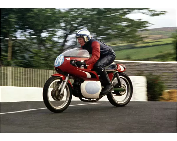Dave Turner (Aermacchi) 1974 Junior Manx Grand Prix