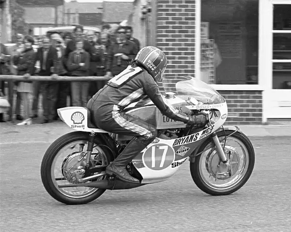 Doug Lunn (Bryants Yamaha) 1973 Junior Manx Grand Prix