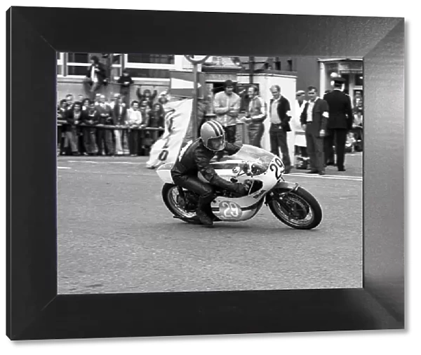 Tony Randle (Yamaha) 1973 Junior Manx Grand Prix