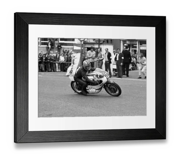 Framed Print : Tony Randle (Yamaha) 1973 Junior Manx Grand Prix Framed Print : Tony Randle (Yamaha) 1973 Junior Manx Grand Prix