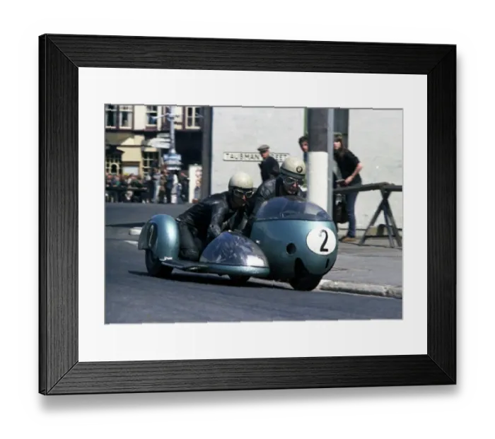 Framed Print : George Auerbacher & Eduard Dein (BMW) 1967 Sidecar TT Framed Print : George Auerbacher & Eduard Dein (BMW) 1967 Sidecar TT