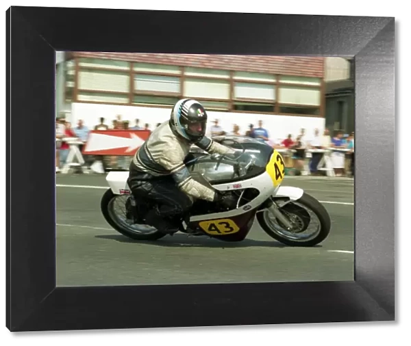 Bob Hirst (Seeley) 1991 Senior Manx Grand Prix