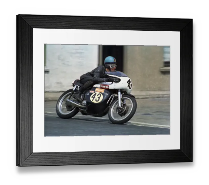 Framed Print : Brian Adams (Norton) 1969 Senior TT Framed Print : Brian Adams (Norton) 1969 Senior TT
