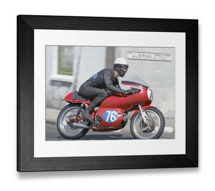 Framed Print : Mick Hatherhill (Lawton Aermacchi) 1969 Junior TT Framed Print : Mick Hatherhill (Lawton Aermacchi) 1969 Junior TT