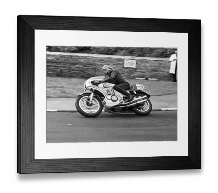 Framed Print : John Knowles (Honda) 1975 Senior Manx Grand Prix Framed Print : John Knowles (Honda) 1975 Senior Manx Grand Prix