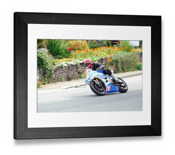 Framed Print : Miitri Suhonen (Yamaha) 2013 Newcomers Manx Grand Prix Framed Print : Miitri Suhonen (Yamaha) 2013 Newcomers Manx Grand Prix