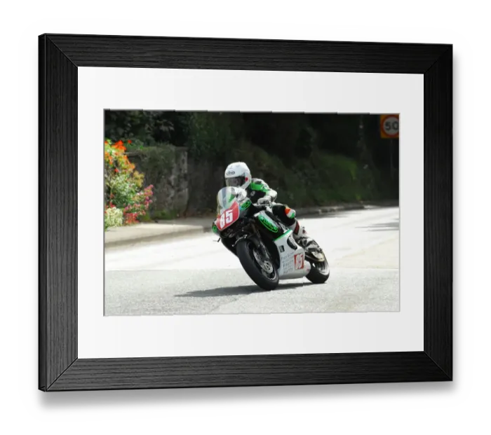 Framed Print : Dave Howard (Kawasaki) 2013 Newcomers Manx Grand Prix Framed Print : Dave Howard (Kawasaki) 2013 Newcomers Manx Grand Prix