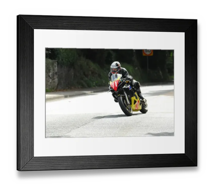 Framed Print : Dave Mason (Suzuki) 2013 Newcomers Manx Grand Prix Framed Print : Dave Mason (Suzuki) 2013 Newcomers Manx Grand Prix