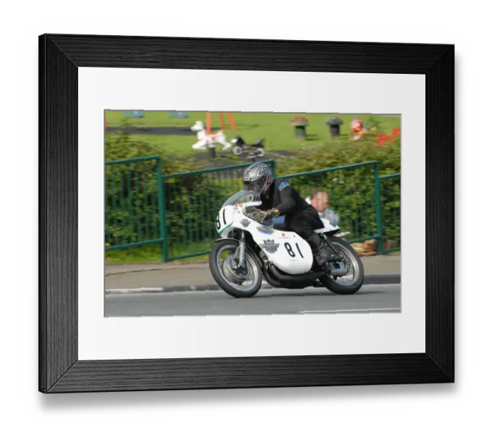 Framed Print : Philip Shaw (Suzuki) 2007 Lightweight Classic Manx Grand Prix Framed Print : Philip Shaw (Suzuki) 2007 Lightweight Classic Manx Grand Prix