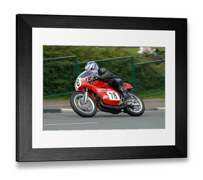 Framed Print : Peter Symes (Suzuki) 2007 Lightweight Classic Manx Grand Prix Framed Print : Peter Symes (Suzuki) 2007 Lightweight Classic Manx Grand Prix