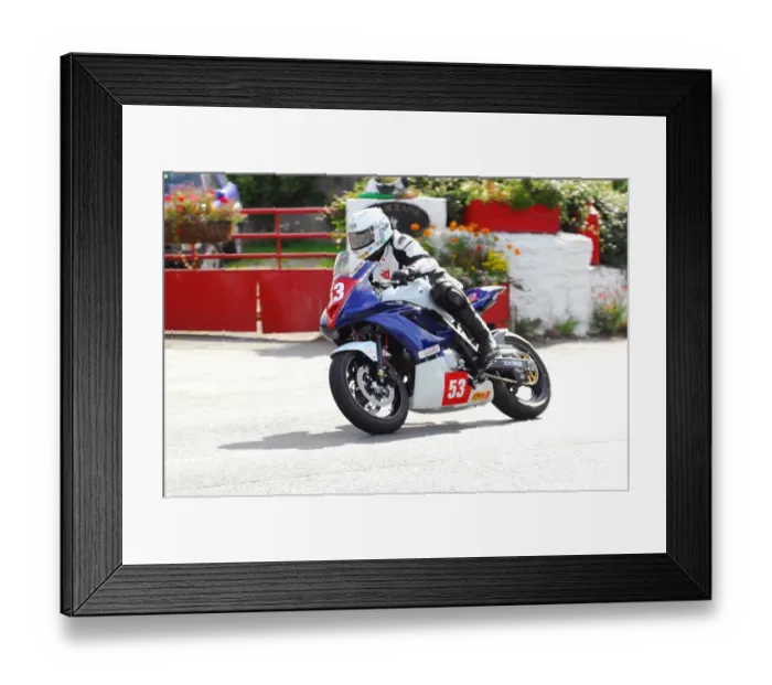 Framed Print : Rob Snape (Suzuki) 2013 Newcomers Manx Grand Prix Framed Print : Rob Snape (Suzuki) 2013 Newcomers Manx Grand Prix