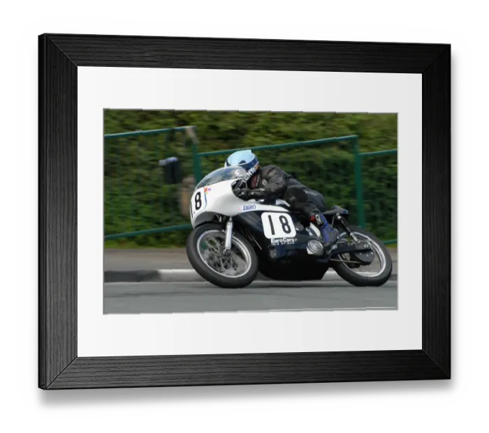 Framed Print : Tony Myers (Norton) 2007 Junior Classic Manx Grand Prix Framed Print : Tony Myers (Norton) 2007 Junior Classic Manx Grand Prix