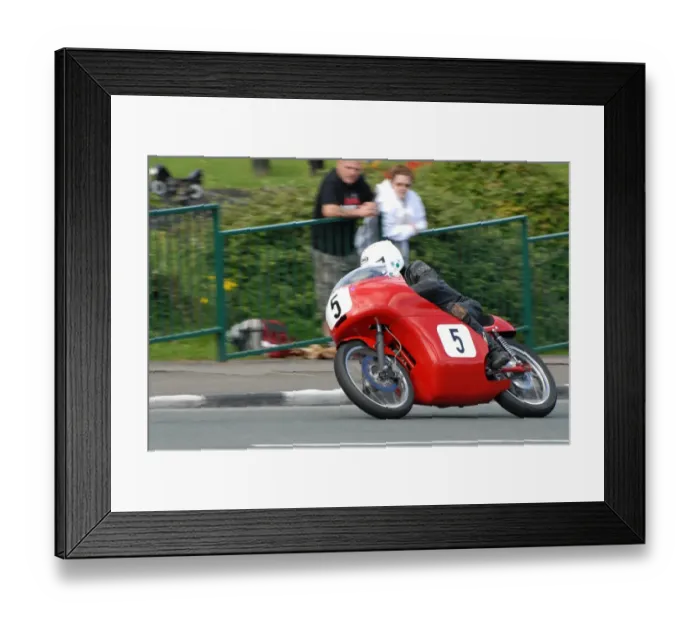 Framed Print : Doug Snow (Ducati) 2007 Junior Classic Manx Grand Prix