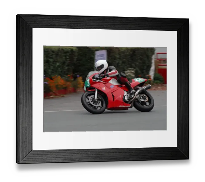 Framed Print : Graham Rickman (Honda) 2007 Ultra Lightweight Manx Grand Prix Framed Print : Graham Rickman (Honda) 2007 Ultra Lightweight Manx Grand Prix