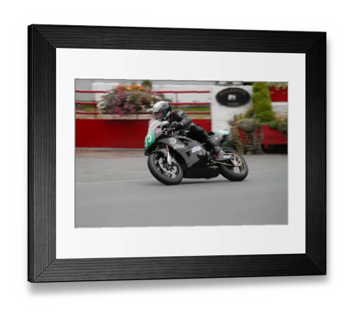 Framed Print : Andrew Kirkwood (Kawasaki) 2007 Ultra Lightweight Manx Grand Prix Framed Print : Andrew Kirkwood (Kawasaki) 2007 Ultra Lightweight Manx Grand Prix