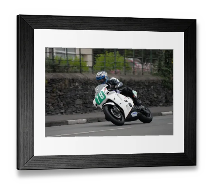 Framed Print : Mike Smith (Honda) 2007 Ultra Lightweight Manx Grand Prix