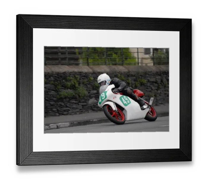 Framed Print : Doug Snow (Honda) 2007 Ultra Lightweight Manx Grand Prix Framed Print : Doug Snow (Honda) 2007 Ultra Lightweight Manx Grand Prix