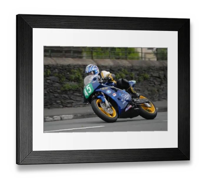 Framed Print : Ross Johnson (Kawasaki) 2007 Ultra Lightweight Manx Grand Prix Framed Print : Ross Johnson (Kawasaki) 2007 Ultra Lightweight Manx Grand Prix