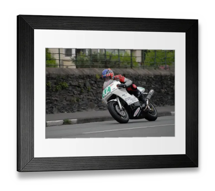Framed Print : Jules Ray (Honda) 2007 Ultra Lightweight Manx Grand Prix Framed Print : Jules Ray (Honda) 2007 Ultra Lightweight Manx Grand Prix