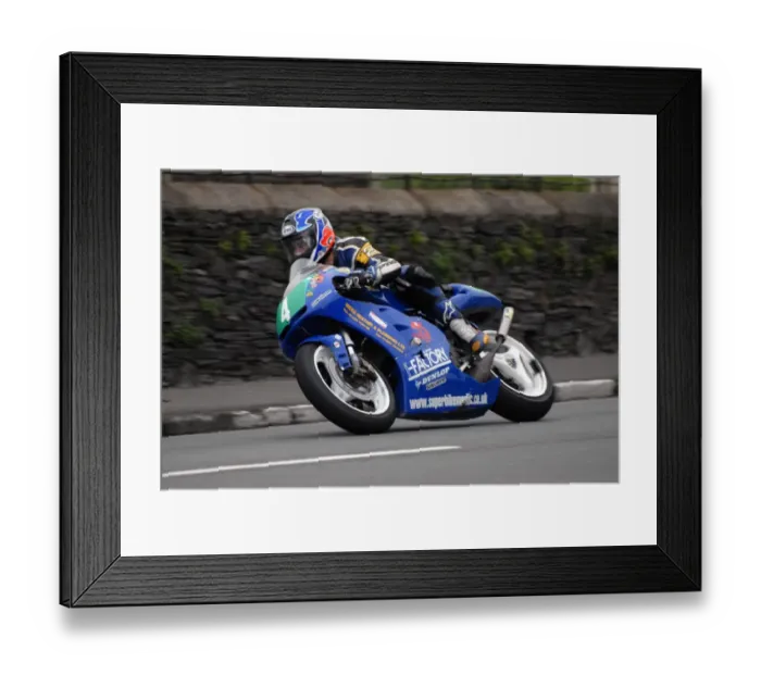 Framed Print : Daniel Williams (Honda) 2007 Lightweight Manx Grand Prix Framed Print : Daniel Williams (Honda) 2007 Lightweight Manx Grand Prix