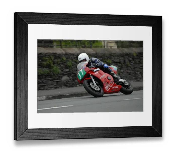 Framed Print : Rab Davie (Honda) 2007 Ultra Lightweight Manx Grand Prix Framed Print : Rab Davie (Honda) 2007 Ultra Lightweight Manx Grand Prix