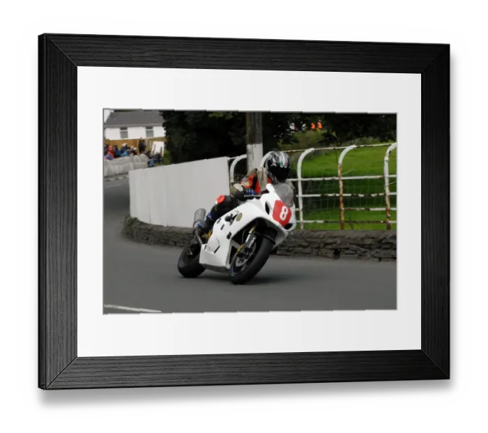 Framed Print : Adrian Logue (Suzuki) 2007 Newcomers Manx Grand Prix Framed Print : Adrian Logue (Suzuki) 2007 Newcomers Manx Grand Prix