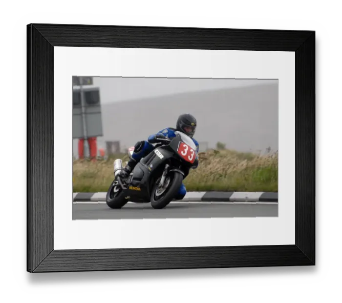 Framed Print : Paul Rushton (Honda) 2007 Newcomers Manx Grand Prix Framed Print : Paul Rushton (Honda) 2007 Newcomers Manx Grand Prix