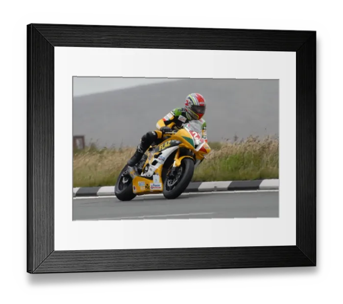 Framed Print : Danny Garbin (Yamaha) 2007 Newcomers Manx Grand Prix Framed Print : Danny Garbin (Yamaha) 2007 Newcomers Manx Grand Prix
