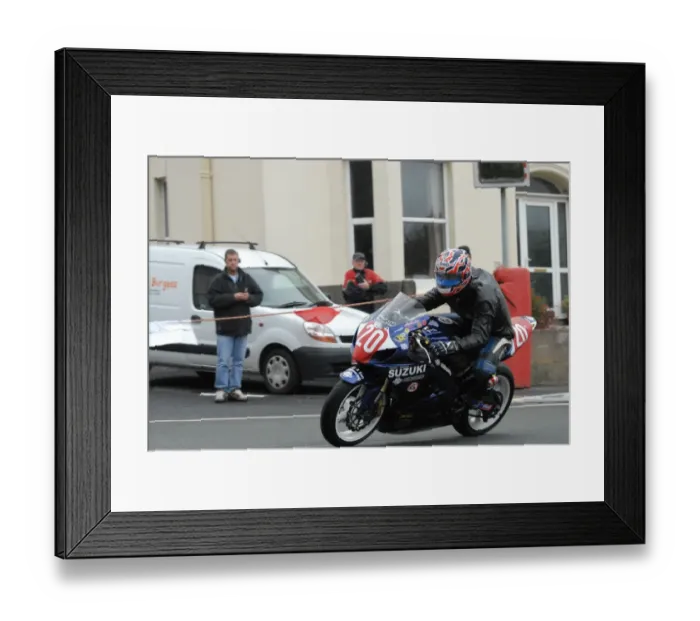 Framed Print : Anthony Varey (Suzuki) 2008 Newcomers Manx Grand Prix Framed Print : Anthony Varey (Suzuki) 2008 Newcomers Manx Grand Prix