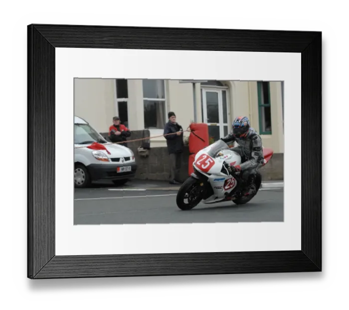 Framed Print : Derek Jackson (Honda) 2008 Newcomers Manx Grand Prix Framed Print : Derek Jackson (Honda) 2008 Newcomers Manx Grand Prix