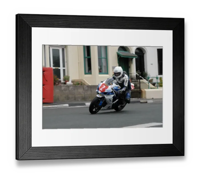 Framed Print : James Redpath (Suzuki) 2008 Newcomers Manx Grand Prix Framed Print : James Redpath (Suzuki) 2008 Newcomers Manx Grand Prix