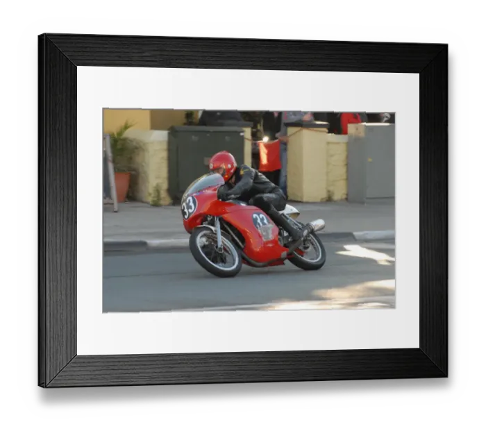 Framed Print : Chris Swallow (Ducati) 2008 Senior Classic Manx Grand Prix Framed Print : Chris Swallow (Ducati) 2008 Senior Classic Manx Grand Prix