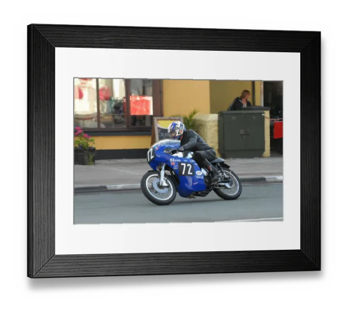 Framed Print : Roy Phipps (Norstar) 2008 Senior Classic Manx Grand Prix Framed Print : Roy Phipps (Norstar) 2008 Senior Classic Manx Grand Prix