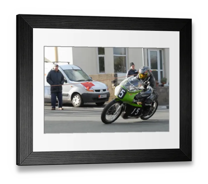 Framed Print : Dave Hughes (Norton) 2008 Senior Classic Manx Grand Prix Framed Print : Dave Hughes (Norton) 2008 Senior Classic Manx Grand Prix