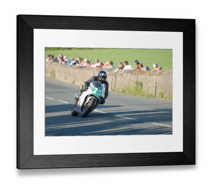 Framed Print : Chris Barratt (Yamaha) 2008 Billown TT race Framed Print : Chris Barratt (Yamaha) 2008 Billown TT race