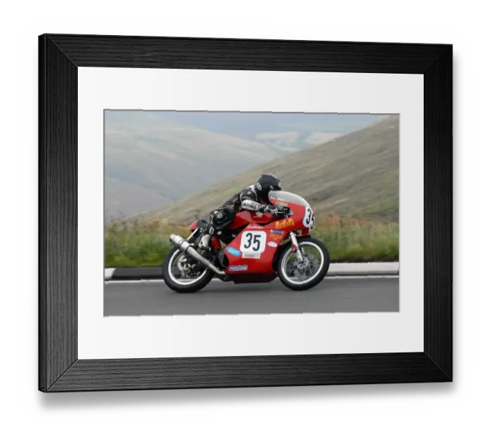 Framed Print : Steve Ferguson (Honda) 2008 Junior Classic Manx Grand Prix Framed Print : Steve Ferguson (Honda) 2008 Junior Classic Manx Grand Prix