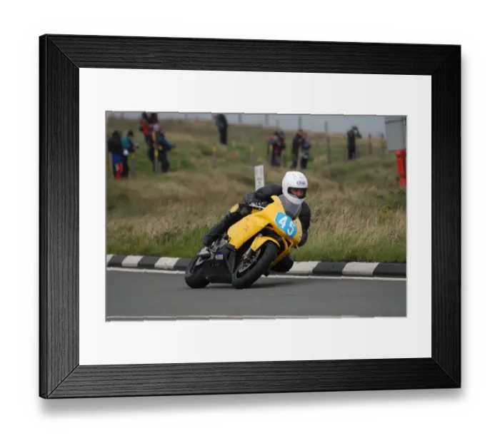 Framed Print : John Byatt (Honda) 2008 Junior Manx Grand Prix Framed Print : John Byatt (Honda) 2008 Junior Manx Grand Prix