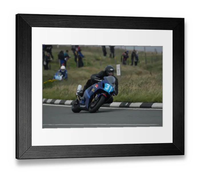 Framed Print : Martin Powell (Suzuki) 2008 Junior Manx Grand Prix Framed Print : Martin Powell (Suzuki) 2008 Junior Manx Grand Prix