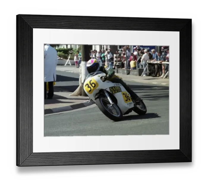 Framed Print : Dave Saville (Norton) 1993 Senior Classic Manx Grand Prix Framed Print : Dave Saville (Norton) 1993 Senior Classic Manx Grand Prix