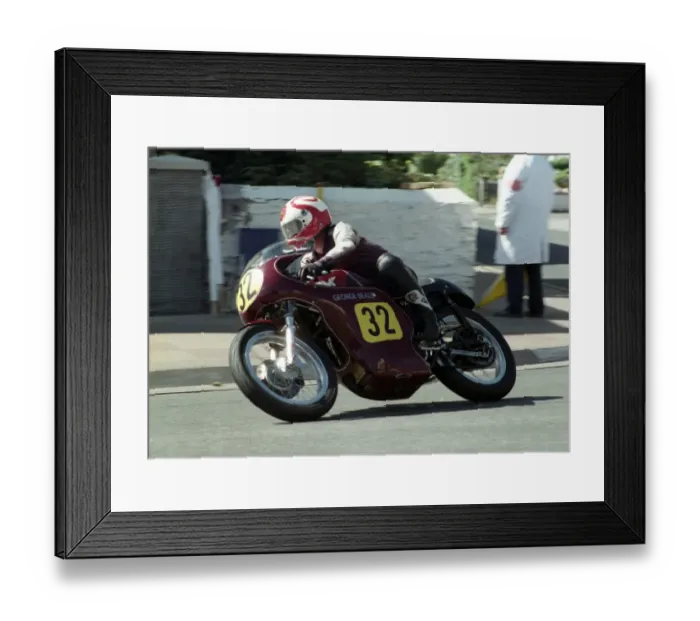 Framed Print : Steve Tonkin (Matchless) 1993 Senior Classic Manx Grand Prix Framed Print : Steve Tonkin (Matchless) 1993 Senior Classic Manx Grand Prix
