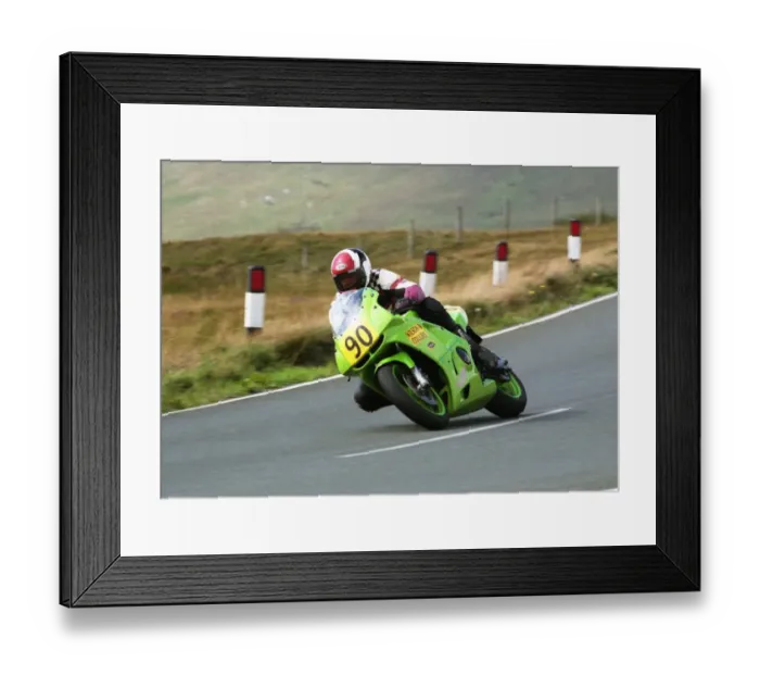 Framed Print : Robbie Watterson (Kawasaki) 1995 Senior Manx Grand Prix Framed Print : Robbie Watterson (Kawasaki) 1995 Senior Manx Grand Prix