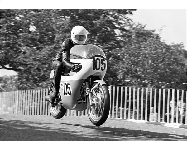 Vern Wallis (Seymour Velocette Metisse) 1971 Senior Manx Grand Prix