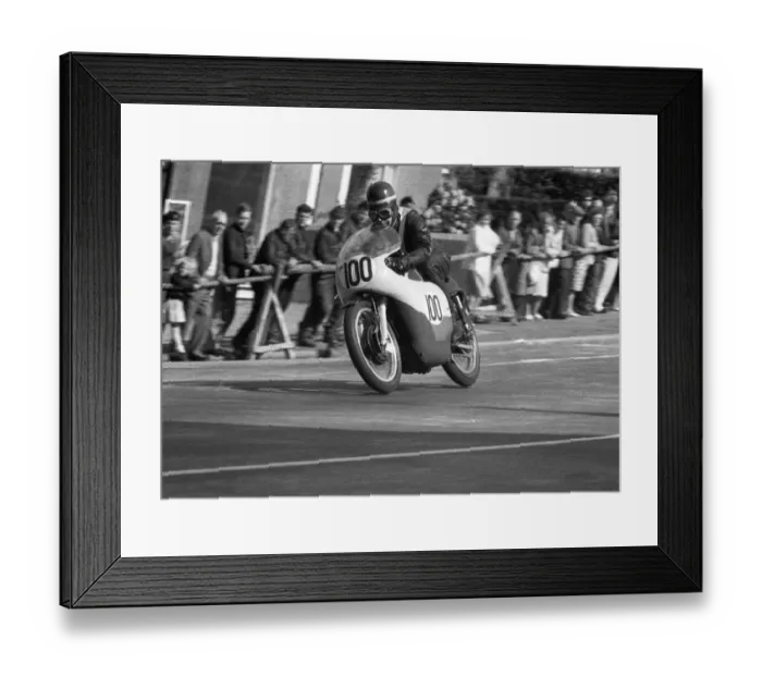 Framed Print : James Ward (Matchless) 1963 Senior Manx Grand Prix Framed Print : James Ward (Matchless) 1963 Senior Manx Grand Prix