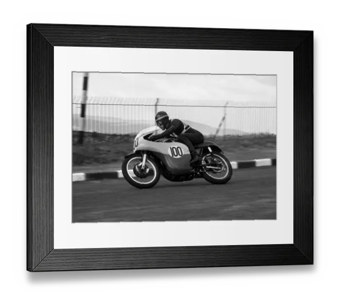 Framed Print : James Ward (Matchless) 1963 Senior Manx Grand Prix Framed Print : James Ward (Matchless) 1963 Senior Manx Grand Prix