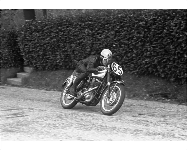 Jack Wood (BSA) 1954 Junior Manx Grand Prix