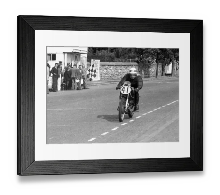 Framed Print : Robin Sherry (Matchless) 1951 Senior Manx Grand Prix